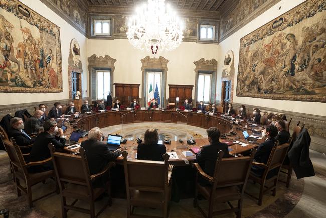 Consiglio dei Ministri, foto Governo.it licenza CC-BY-NC-SA 3.0 IT