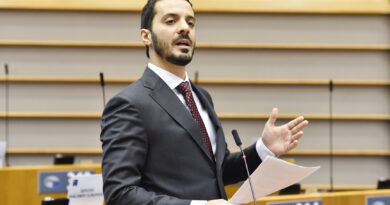 Vincenzo Sofo, foto Eric Vidal Parlamento Europeo 2020