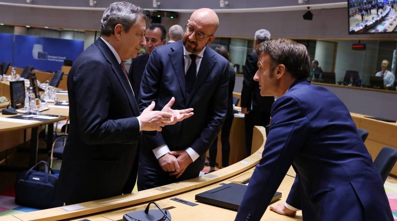 Charles Michel, Mario Draghi, Emmanuel Macron, foto Copyright: European Union