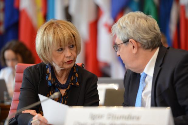Helga Maria Schmid e Igor Djundev, foto OSCE/Micky Kroell