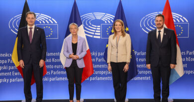 Roberta METSOLA, Elisabeth BORNE Alexander DE CROO, Xavier BETTEL foto Parlamento europeo, foto multimedia.europarl.europa.eu