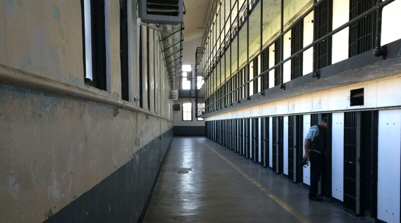 Prigione, foto Daniel Vanderkin da Pixabay