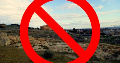 Il Comune di Cagliari cancella il parco di Tuvixeddu