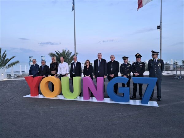 G7 giovani