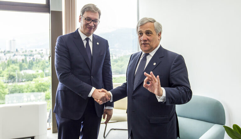 Aleksander Vucic, Antonio Tajani, foto DIMITAR KYOSEMARLIEV Copyright: © European Union 2018 - Source : EP